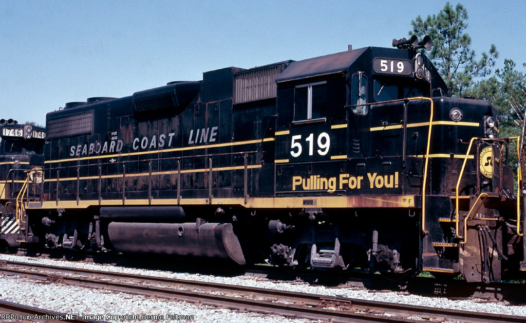 Seaboard Coast Line GP38-2 #519 in the yard 